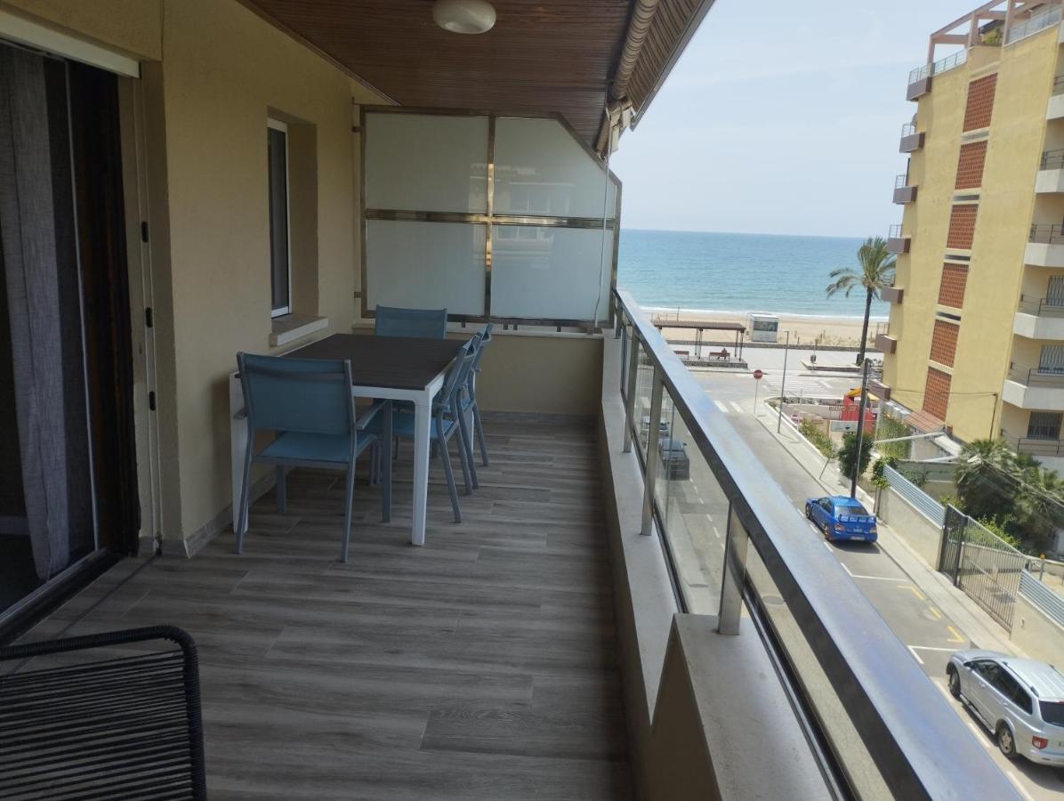 Atico Frente Al Mar Con Parking Para 5 Personas Lejlighed Calafell Eksteriør billede