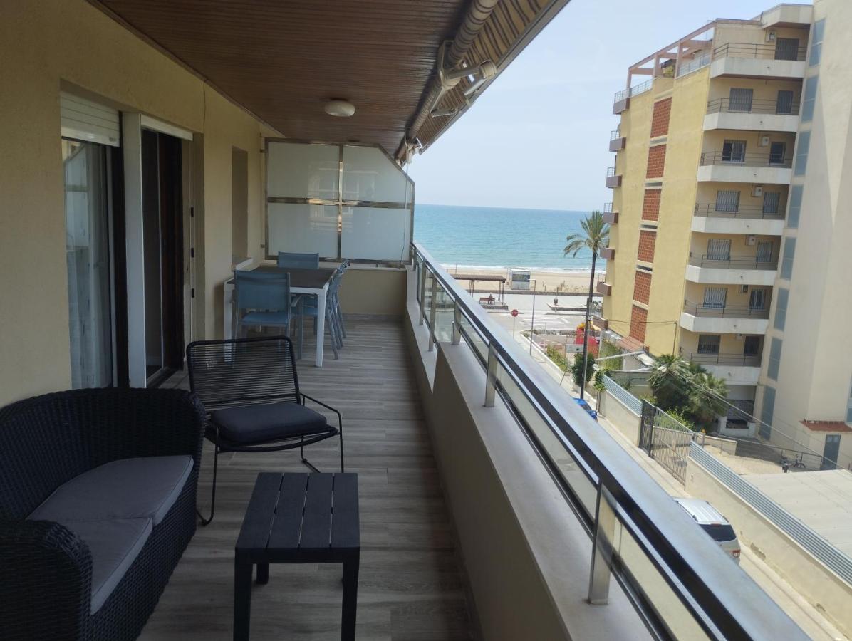 Atico Frente Al Mar Con Parking Para 5 Personas Calafell Eksteriør billede